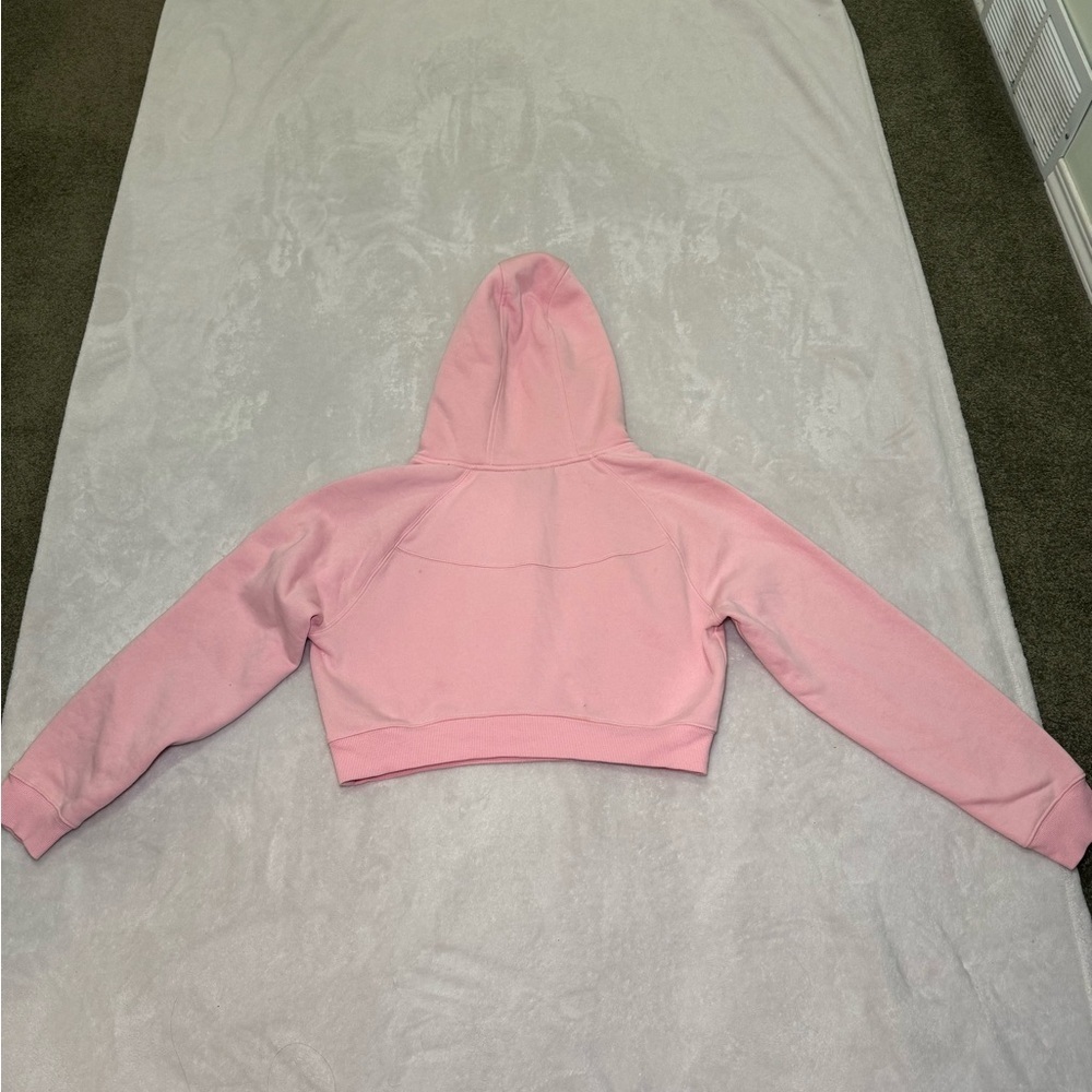 Alphalete Cropped Hoodie - Picture 6 of 8